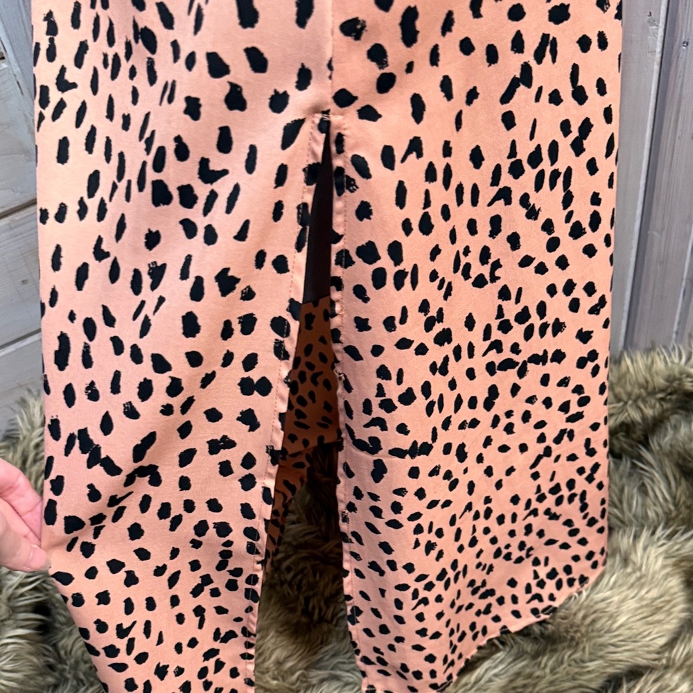 Eesome Peach and Black Patterned Pencil Skirt - Picture 2 of 5